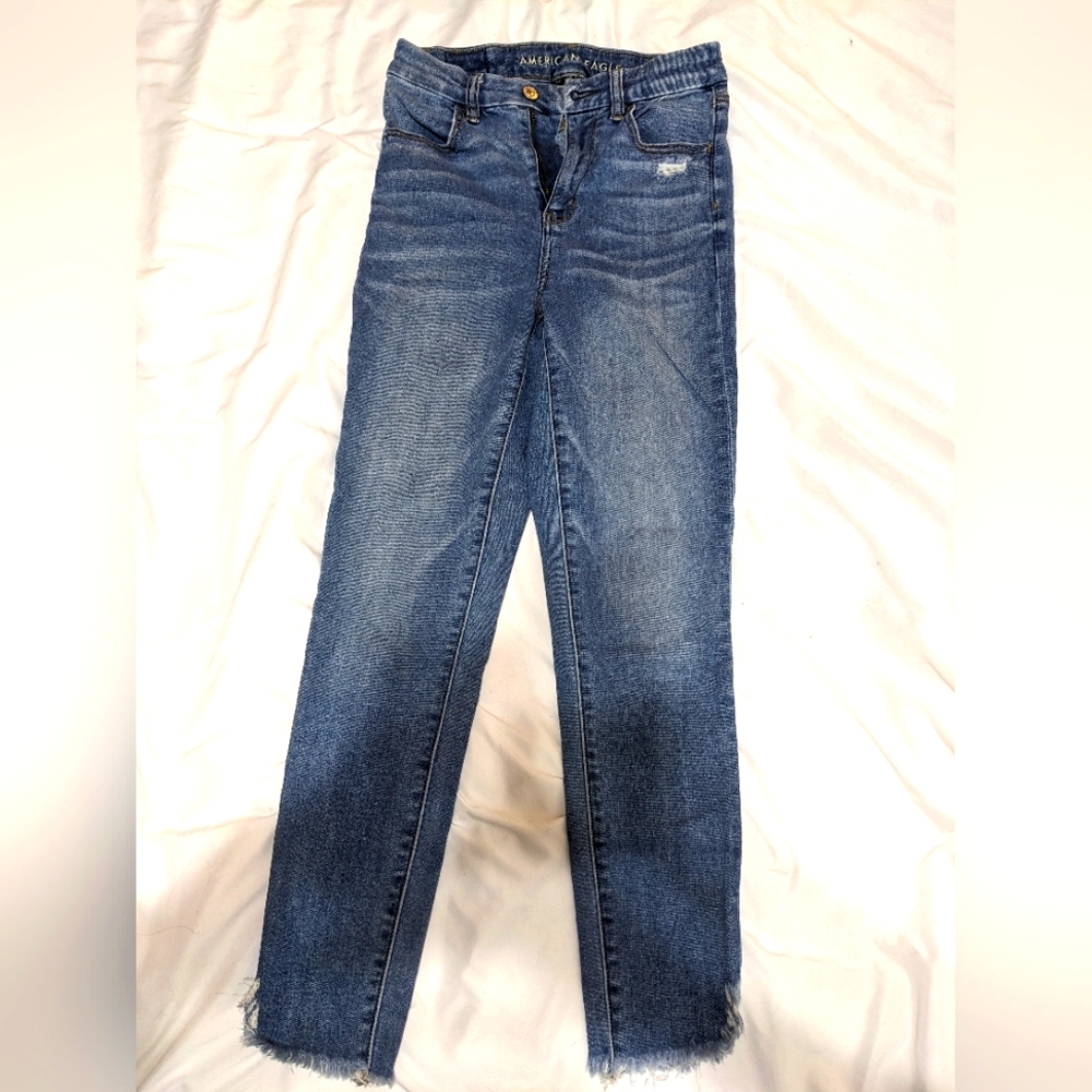 American Eagle Super High Rise Jegging Crop Jeans